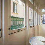 Appartement Charming 2-bedroom In The Heart Of La