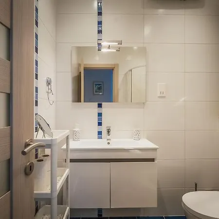 Appartement Charming 2-bedroom In The Heart Of La La Valette