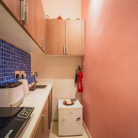 Charming 2-bedroom In The Heart Of La La Valette