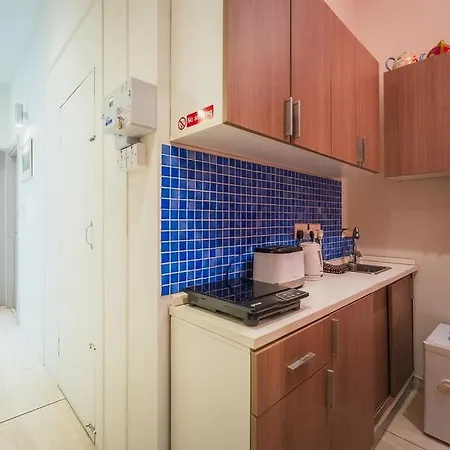 Charming 2-bedroom In The Heart Of La Appartement