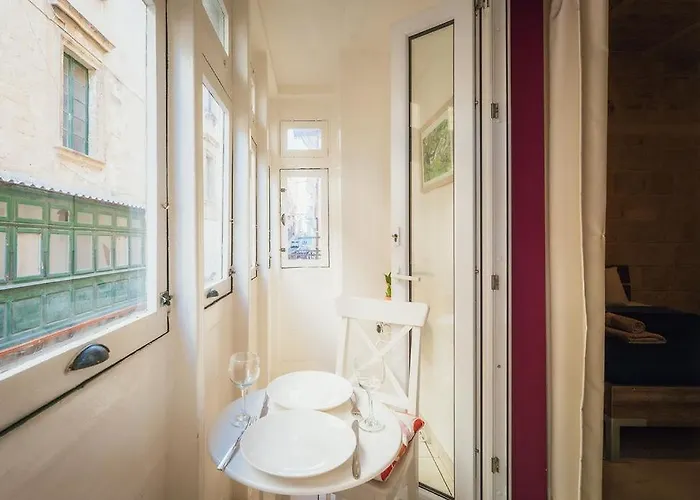 Charming 2-bedroom In The Heart Of La Valletta