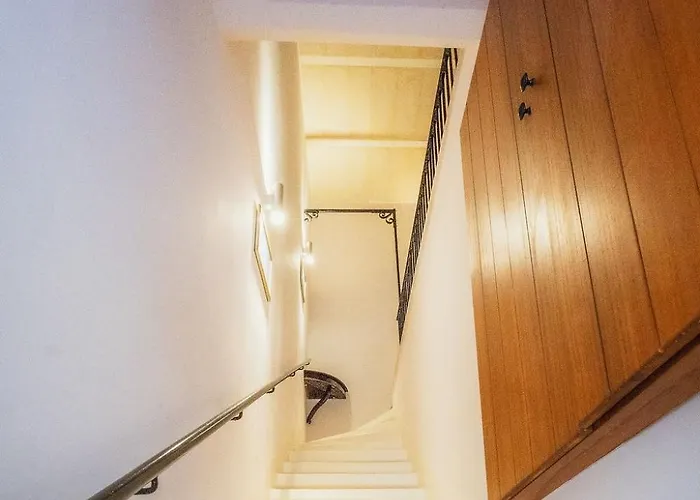 Lägenhet Charming 2-bedroom In The Heart Of La