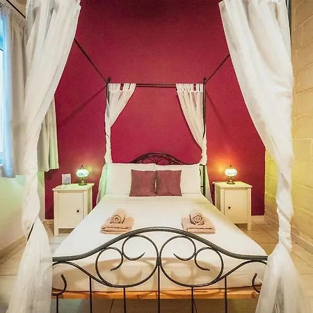 Апартаменты Charming 2-bedroom In The Heart Of La *