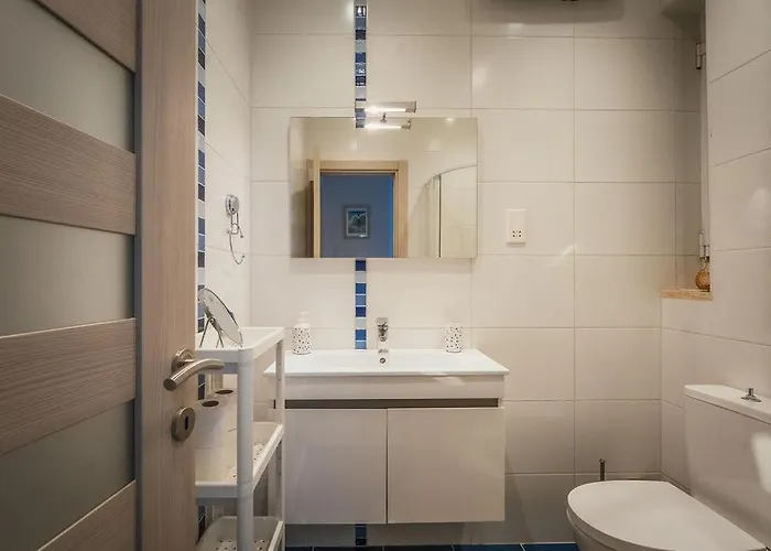 Апартаменты Charming 2-bedroom In The Heart Of La Валетта