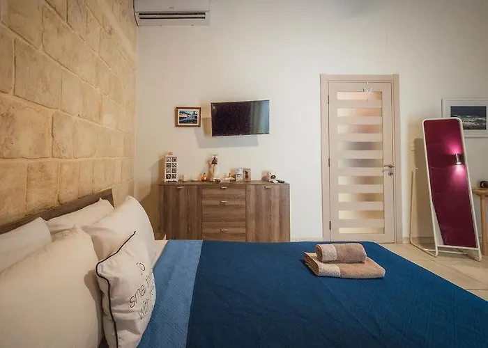 Апартаменты Charming 2-bedroom In The Heart Of La Валетта